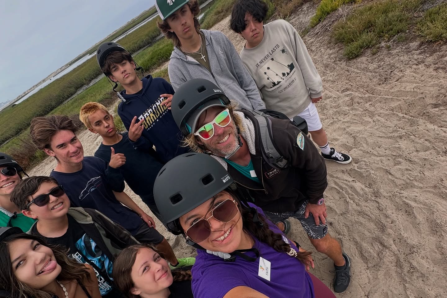 서펜트 중위의 코트와 모자 : r/ffxiv, image size:1440x960